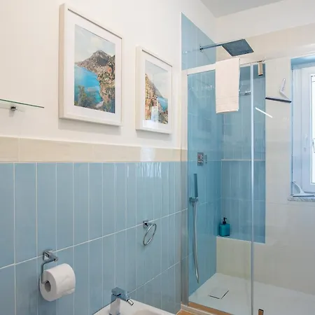 Deluxe With Mountain View Апартаменты *